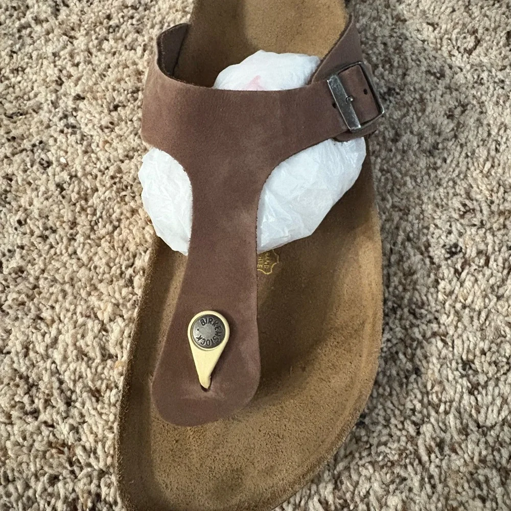Birkenstock Tan Leather Sandals with Buckle and Toe Loop